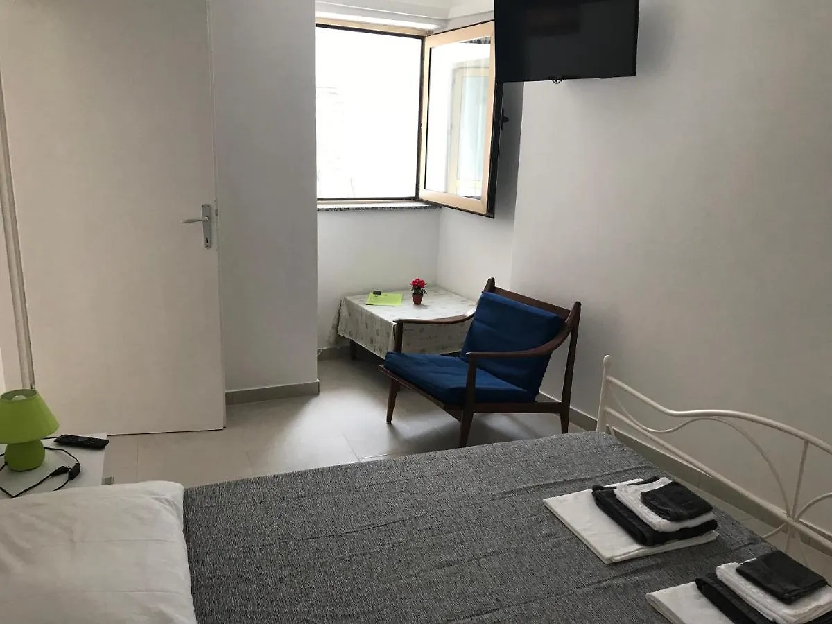 Apartments Ferguson Jadranovo